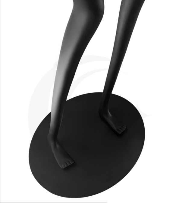 Escultura Resiliência Preta com Globos Fosco Para Hall de Entrada, Sala de Estar e Jardim de Inverno