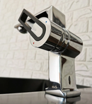 Torneira de Banheiro Monocomando Quadrada RT 30